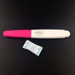 pregnancy test device in midstream format